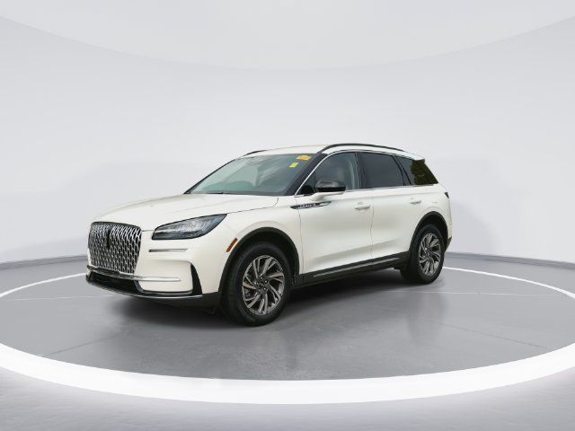 Used 2026 Lincoln Corsair Premiere FWD image 4