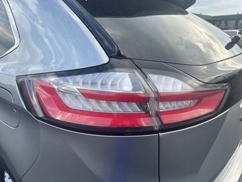 Used 2024 Ford Edge SEL image 21