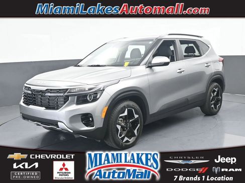 Used 2025 Kia Seltos EX w/ EX Sunroof Package image 1