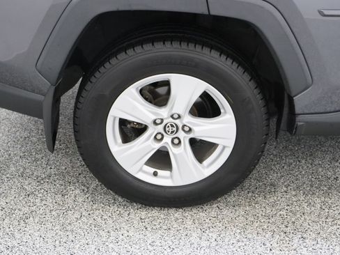 Used 2021 Toyota RAV4 XLE FWD image 6
