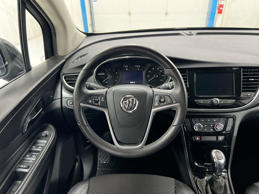 Used 2022 Buick Encore Preferred w/ Safety Package FWD image 11