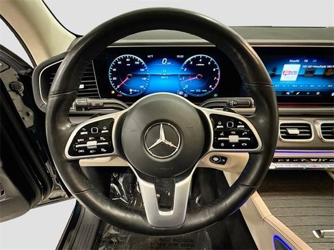 Used 2021 Mercedes-Benz GLS 450 4MATIC image 11