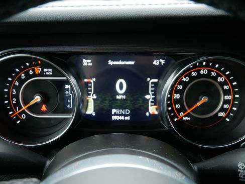 Used 2021 Jeep Wrangler Unlimited Sahara image 23