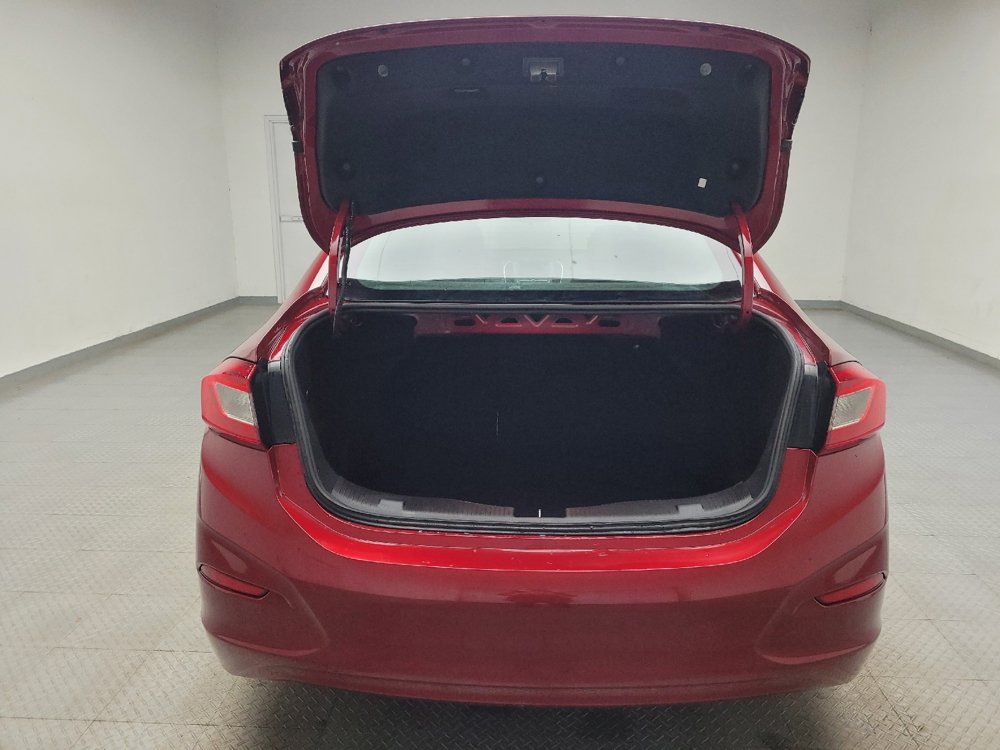 Used 2018 Chevrolet Cruze LT FWD image 29