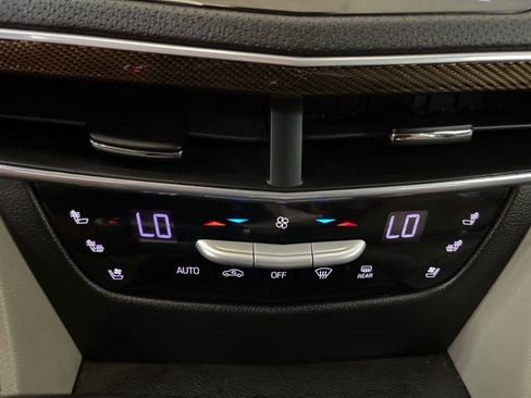 Used 2017 Cadillac CT6 Luxury image 19