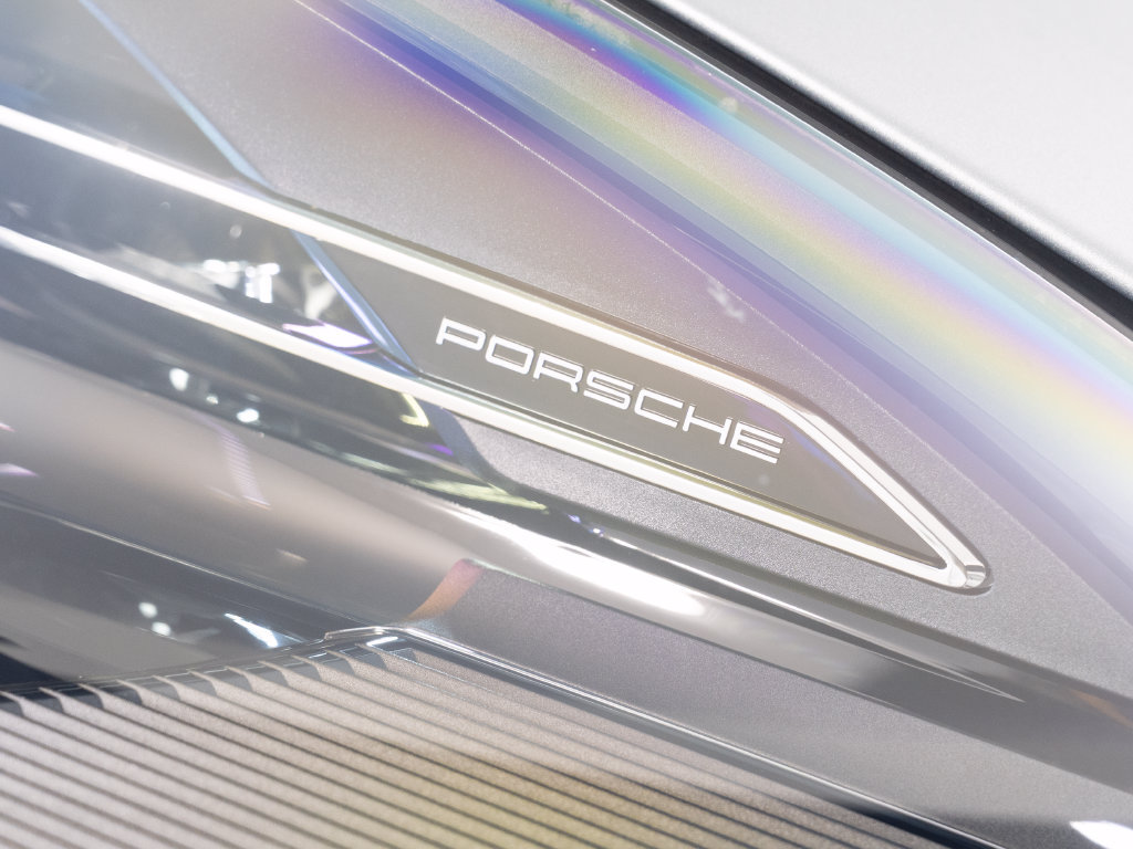 Certified 2026 Porsche Macan Turbo AWD/4WD image 46