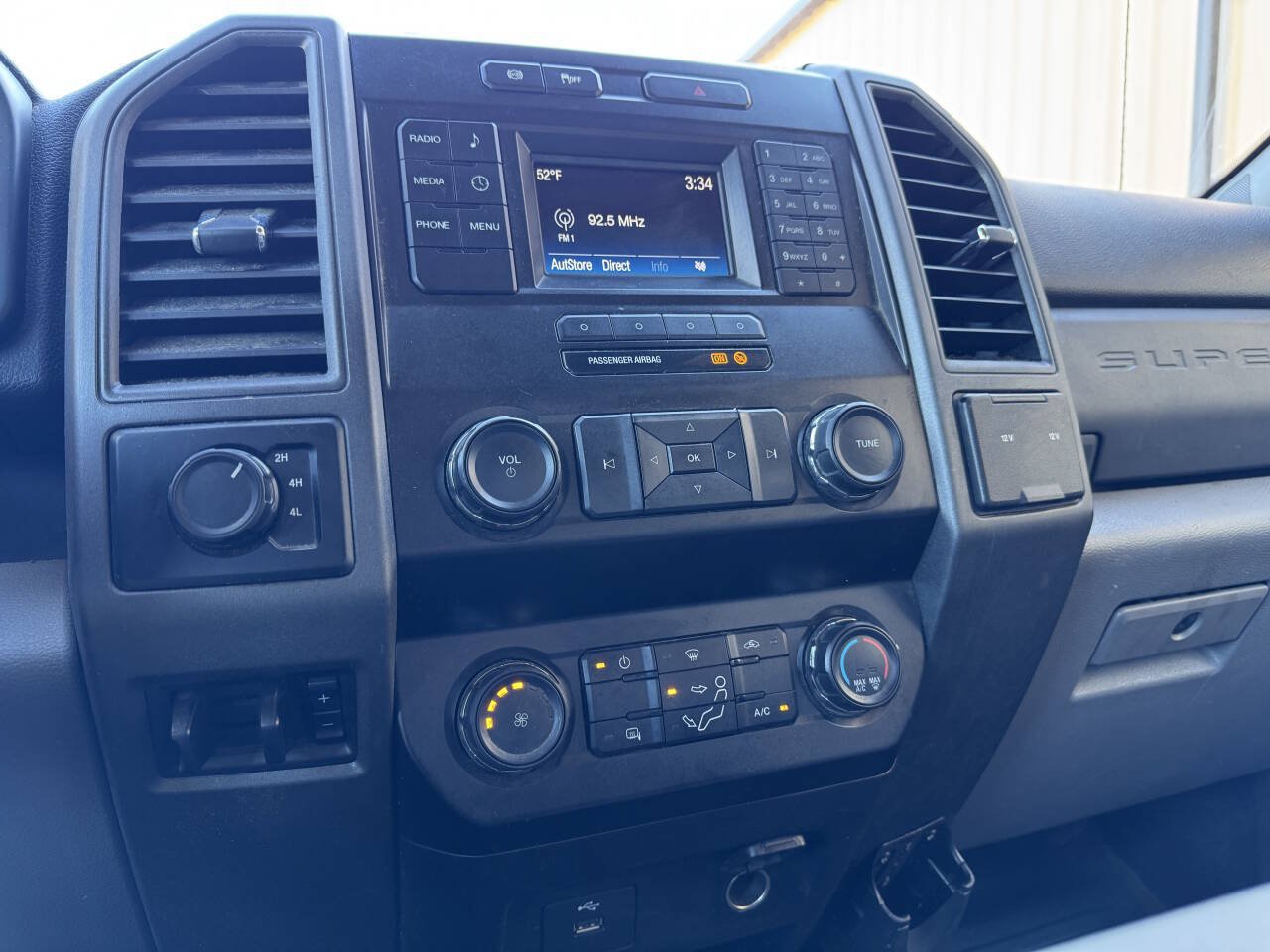 Used 2019 Ford F350 XL w/ Power Equipment Group AWD/4WD image 33
