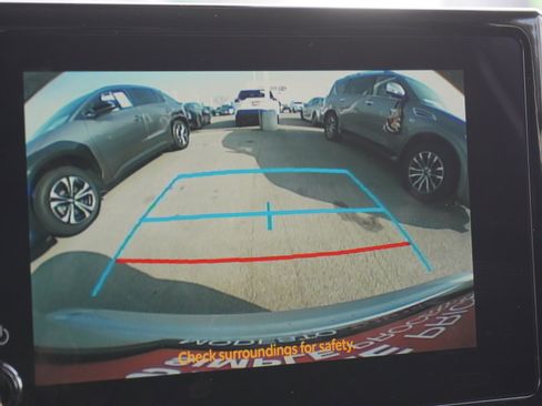 Used 2025 Toyota Corolla LE image 22