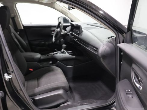 Used 2025 Honda HR-V LX image 21