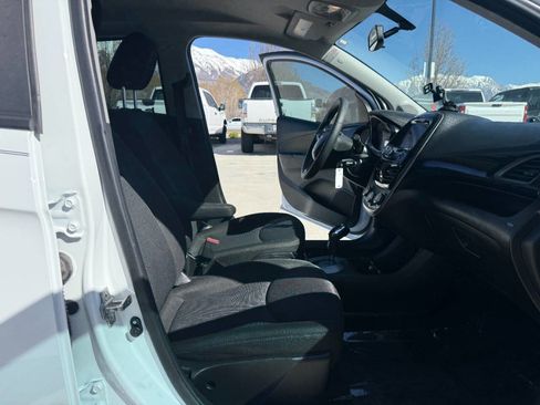 Used 2020 Chevrolet Spark LT image 22