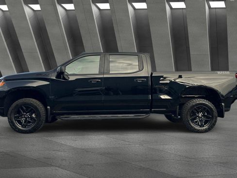 Used 2025 Chevrolet Silverado 1500 Custom Trail Boss w/ Dark Appearance Package image 7