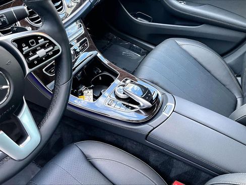 Used 2019 Mercedes-Benz E 300 w/ Premium 1 Package image 15