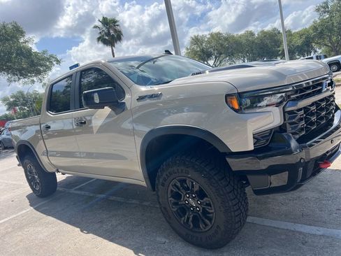 Used 2026 Chevrolet Silverado 1500 ZR2 image 3