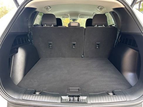 Used 2022 Ford Escape SE w/ Convenience Package image 9