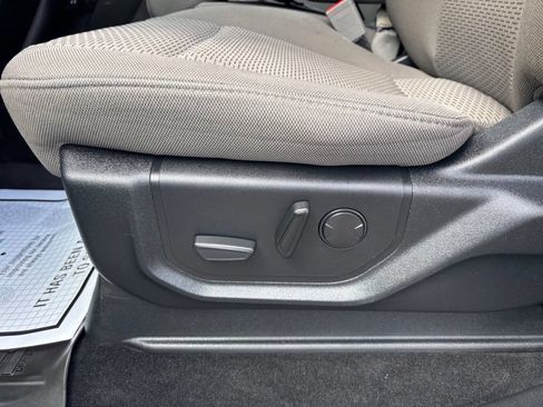 Used 2019 Ford F150 XLT w/ Equipment Group 302A Luxury AWD/4WD image 10