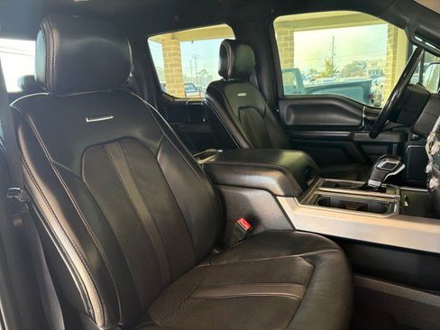 Used 2019 Ford F150 Platinum image 25