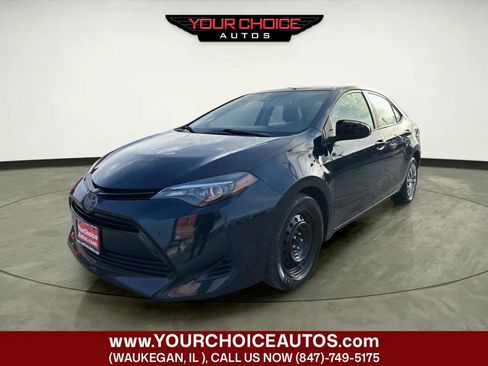 Used 2019 Toyota Corolla LE image 1