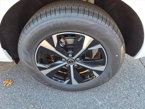 New 2026 Volvo XC60 B5 Core image 8