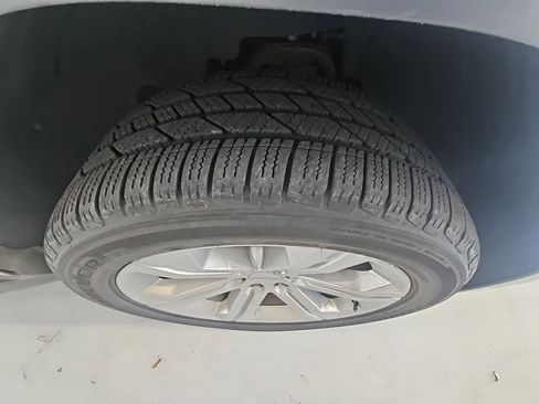 Used 2019 Chevrolet Tahoe LT w/ Luxury Package image 14