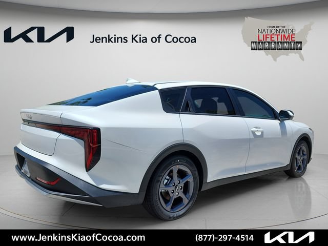 New 2026 Kia K4 FWD image 4