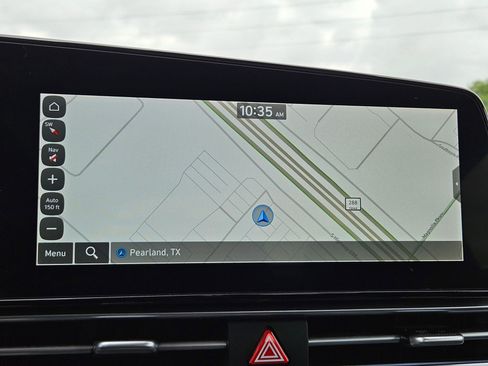 Used 2025 Hyundai Elantra SEL FWD image 25