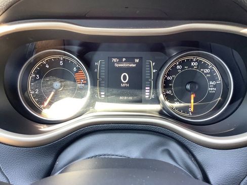 Used 2017 Jeep Cherokee Sport w/ Trailer Tow Group AWD/4WD image 46