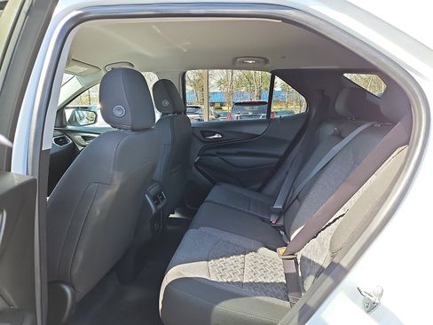 Used 2023 Chevrolet Equinox LT w/ LPO, Floor Liner Package image 10