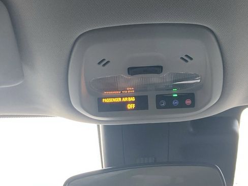 Used 2024 Chevrolet Trax LT w/ Driver Confidence Package image 16