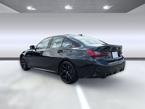 New 2026 BMW 330i xDrive Sedan w/ M Sport Package AWD/4WD image 2