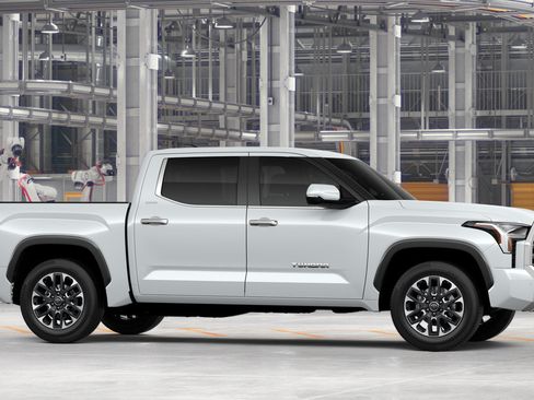 New 2026 Toyota Tundra Limited AWD/4WD image 13