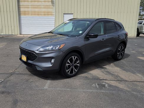 Certified 2022 Ford Escape SEL w/ SEL Stealth AWD Package image 4