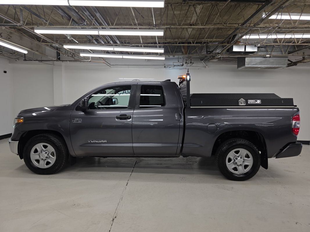 Used 2021 Toyota Tundra SR5 AWD/4WD image 13