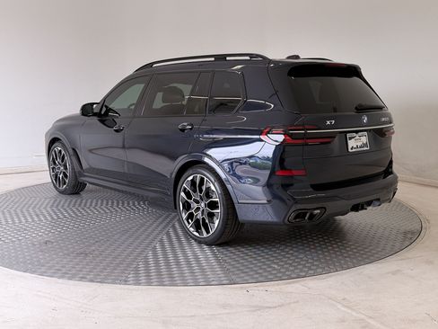 Certified 2023 BMW X7 M60i w/ Executive Package AWD/4WD image 3
