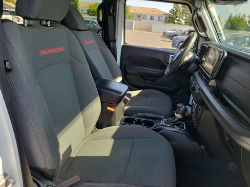 Used 2024 Jeep Wrangler Unlimited Rubicon AWD/4WD image 20