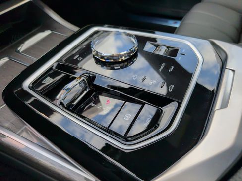 New 2026 BMW 760i xDrive w/ Executive Package AWD/4WD image 20