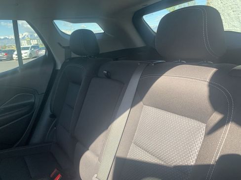 Used 2024 GMC Terrain SLE image 41