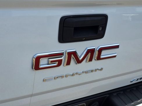 Used 2021 GMC Canyon AT4 AWD/4WD image 29