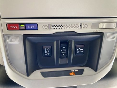 Certified 2023 Subaru Forester Premium image 22