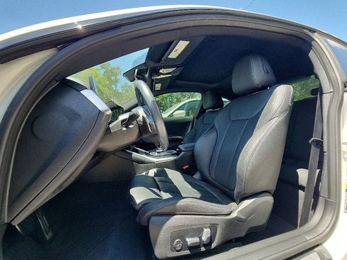 Used 2023 BMW 230i Coupe w/ M Sport Package RWD image 2