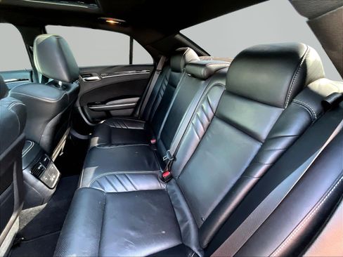Used 2023 Chrysler 300 C RWD image 22