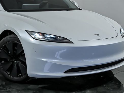 Used 2024 Tesla Model 3 Long Range RWD image 2