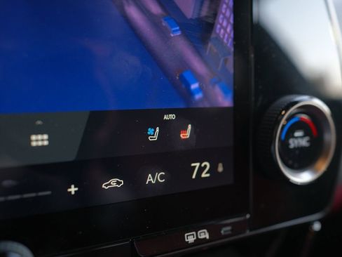 Used 2024 Lexus NX 350h h Premium AWD image 19