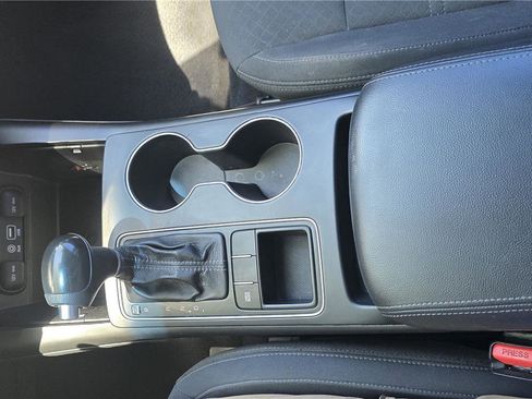 Used 2018 Kia Sorento FWD image 17
