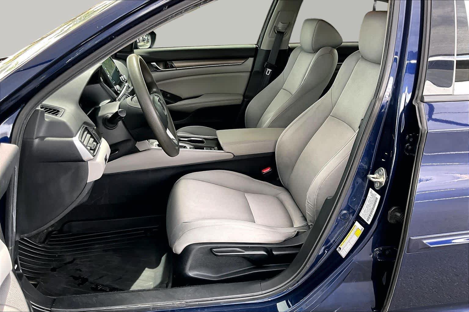 Used 2019 Honda Accord LX image 8