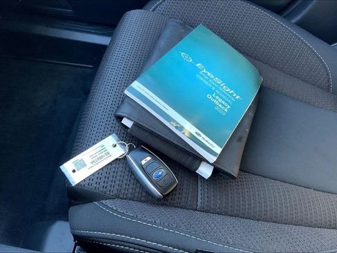 Certified 2022 Subaru Outback Premium image 14