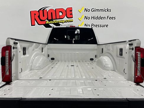 Used 2023 Ford F350 Lariat w/ Lariat Ultimate Package AWD/4WD image 18