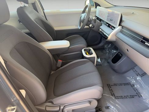 Used 2024 Hyundai Ioniq 5 SE RWD image 13