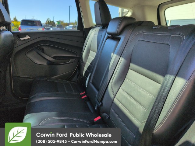Used 2017 Ford Escape Titanium AWD/4WD image 26