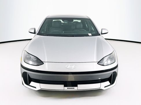 Used 2024 Hyundai Ioniq 6 SEL RWD image 2