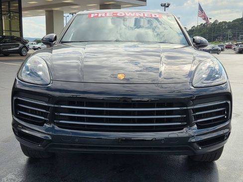 Used 2022 Porsche Cayenne AWD/4WD image 5
